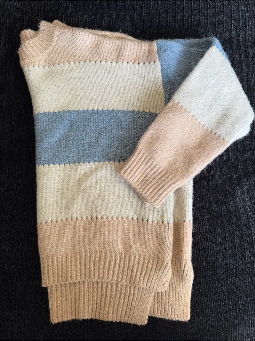 Women’s Knitted Sweater
